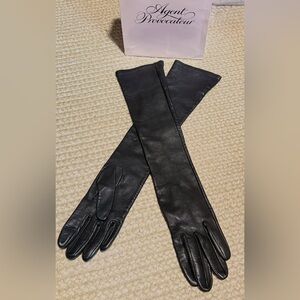 Agent Provocateur Genuine Leather Elbow Length Evening Gloves Silk Lined NIB Med
